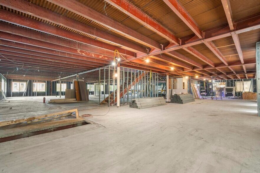 More Photos Of 621 Farmington Ave, Hartford Apartments For Sale