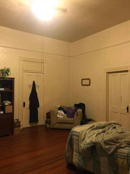 More Photos Of 415 Dewey St, Waycross Apartments For Sale