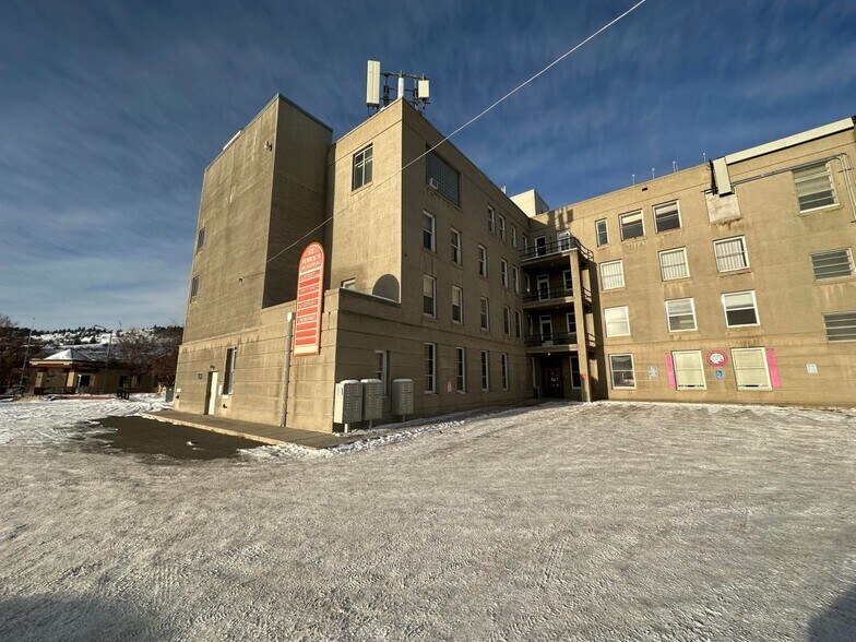 More Photos Of 25 Ewing St, Helena Medical For Sale