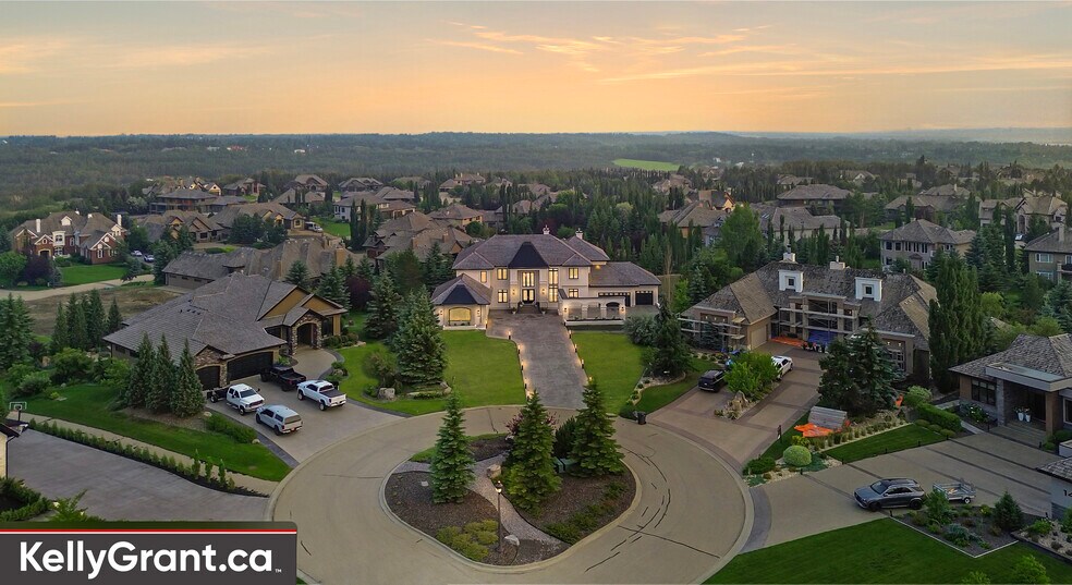 More Photos Of 136 River Heights Ln, Sturgeon County Multifamily For Sale