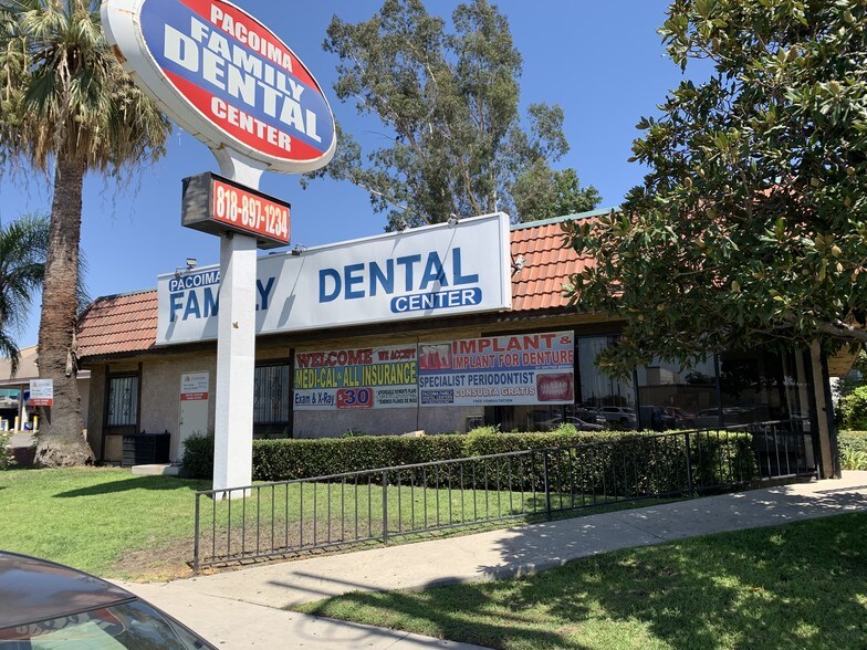 More Photos Of 9722 Laurel Canyon Blvd, Arleta Medical For Lease