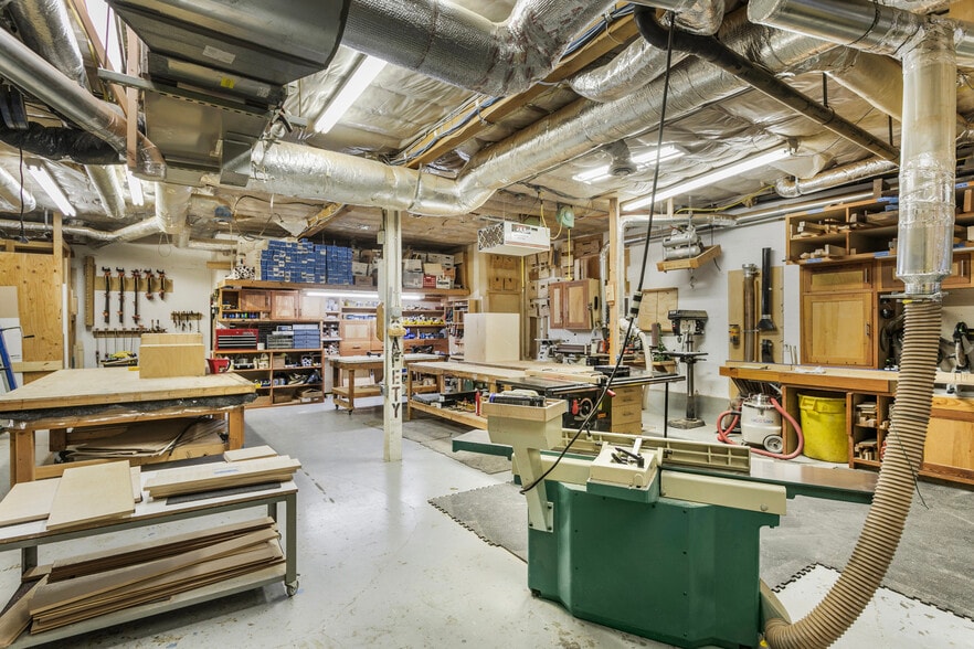 More Photos Of 1020 SE Harrison St, Portland Loft Creative Space For Sale