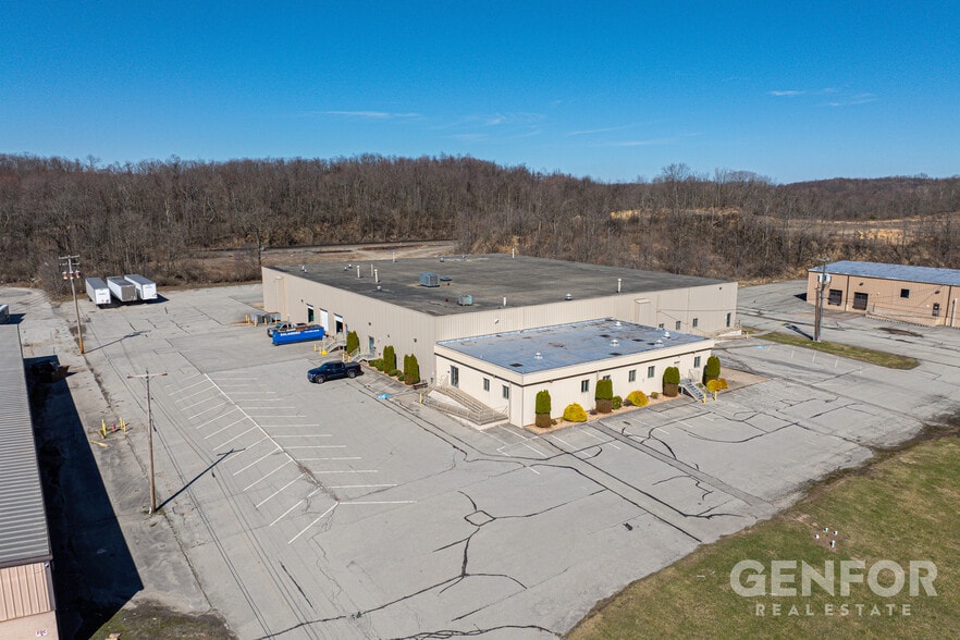 More Photos Of 1572 Roseytown Rd, Greensburg Warehouse For Lease
