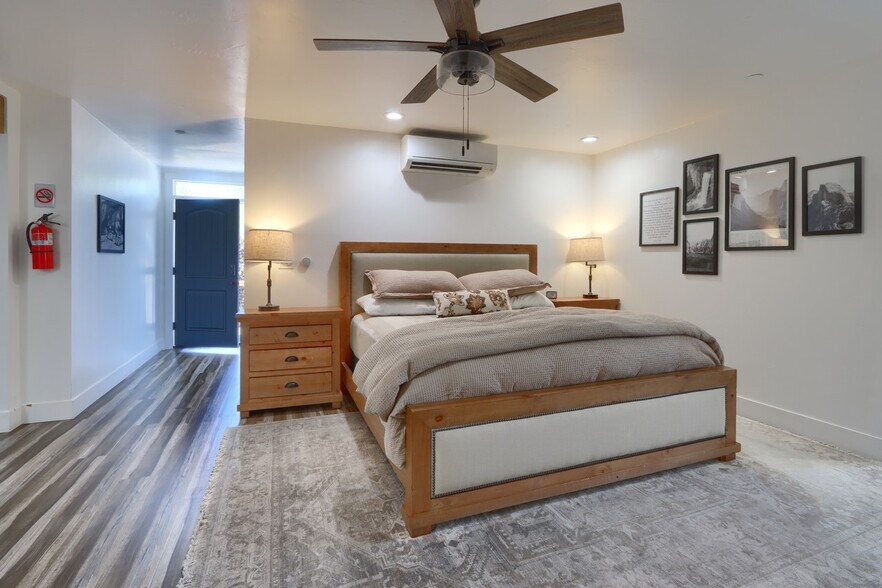 More Photos Of 49271 Golden Oak Loop, Oakhurst Hotel For Sale