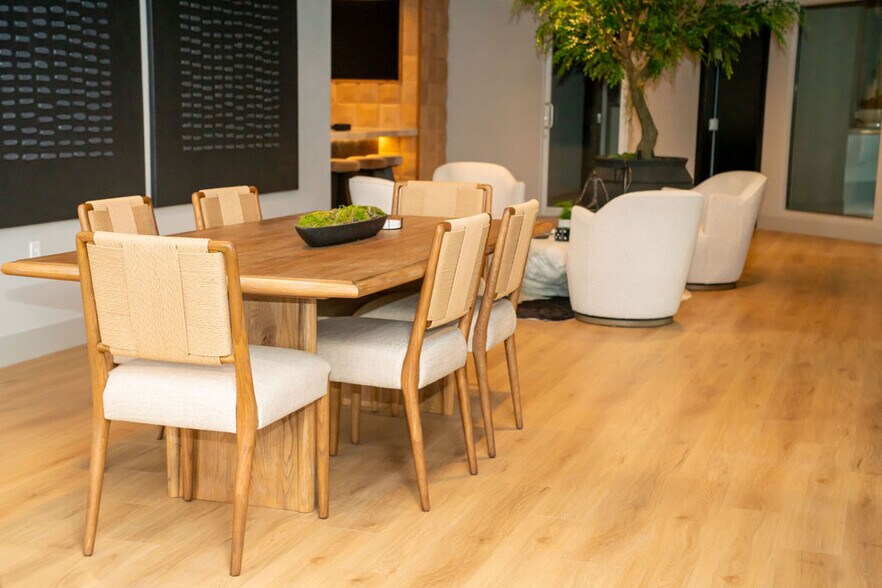 More Photos Of 2252 Pama Ln, Las Vegas Coworking Space