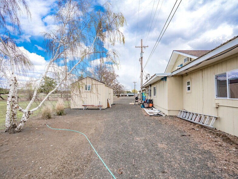 More Photos Of 609 E 1st Ave, Odessa Hospitality For Sale