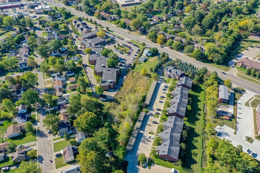 More Photos Of 33420 Utica Rd, Fraser Land For Sale