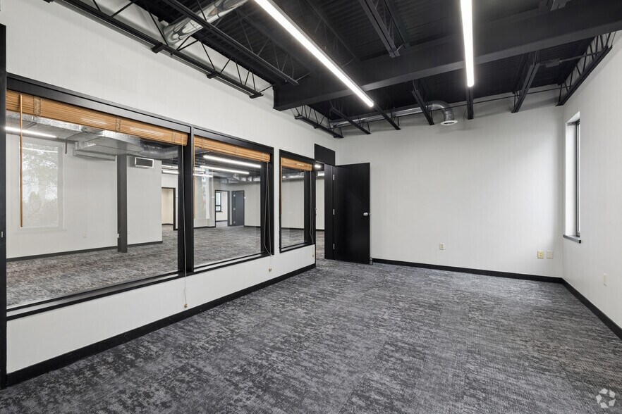 More Photos Of 58 Concord St, North Reading Office For Lease