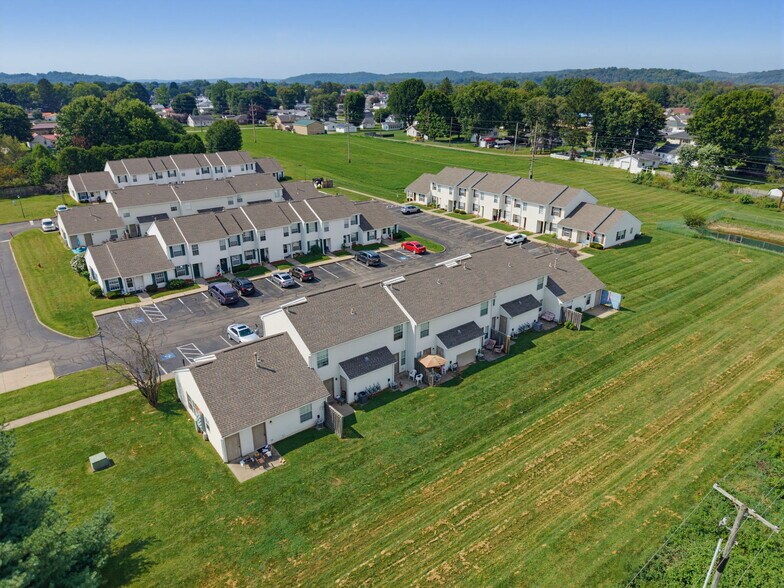 More Photos Of 600 Plainfield Rd, West Lafayette Apartments For Sale