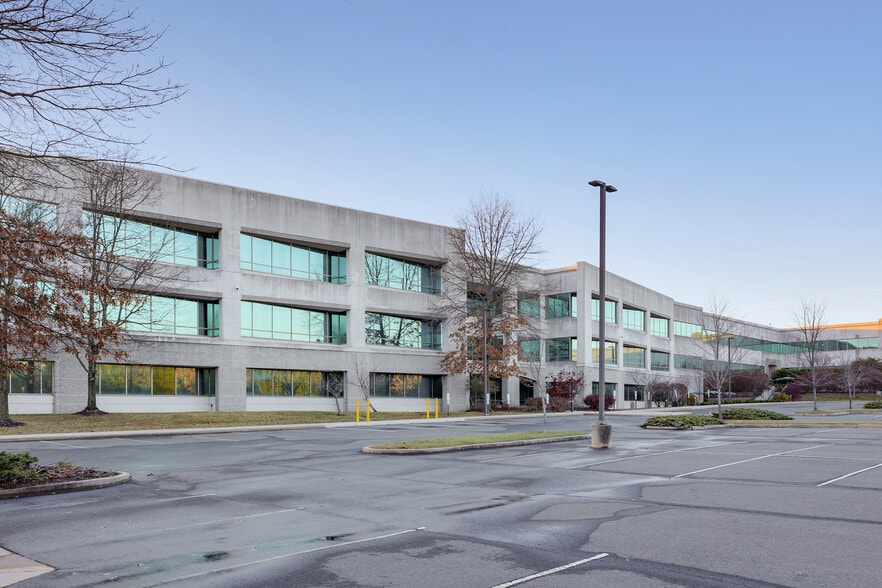 More Photos Of 225 Phillips Blvd, Ewing Flex For Sale