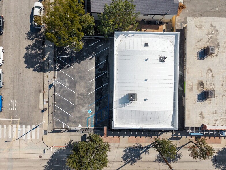 More Photos Of 570 N Towne Ave, Pomona Storefront Retail Office For Sale