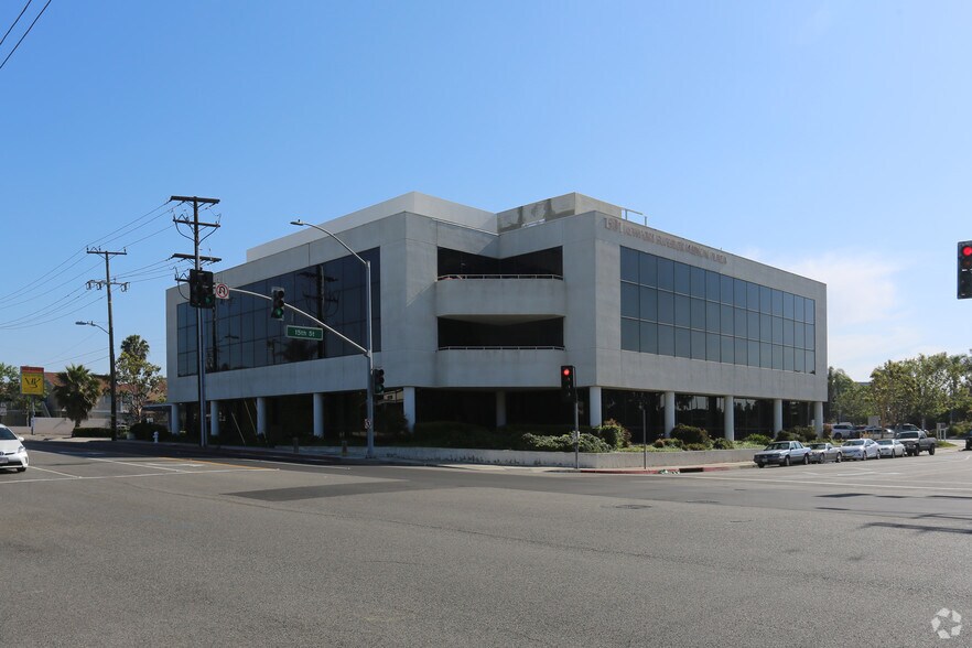 More Photos Of 1501 Superior Ave, Newport Beach Medical For Lease