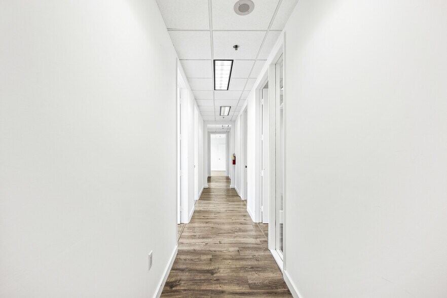 More Photos Of 150 SE 2nd Ave, Miami Coworking Space