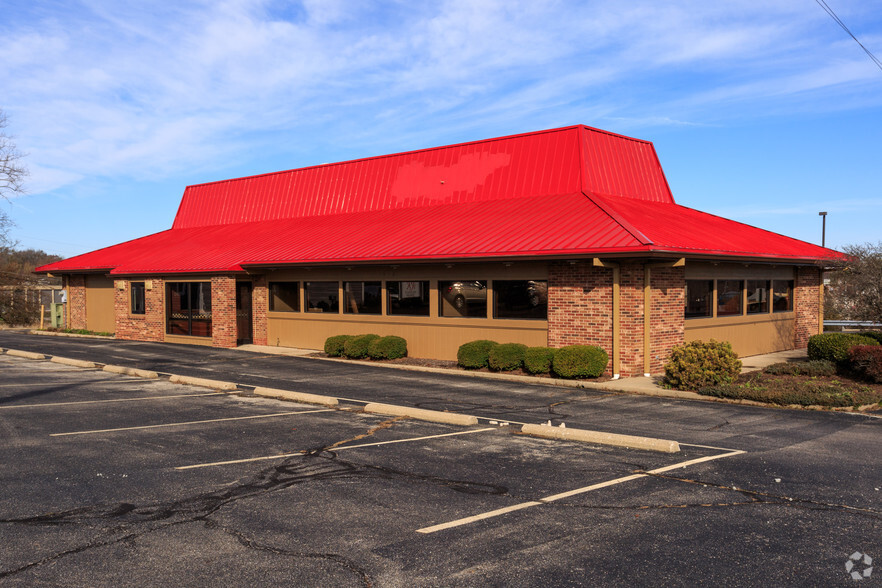 Primary Photo Of 1916 Mounds Rd, Anderson Restaurant For Sale