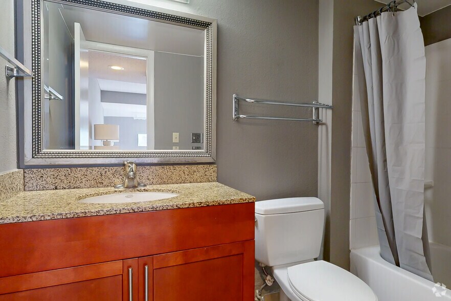 More Photos Of 3 Greenhill Pky, Birmingham Apartments For Sale