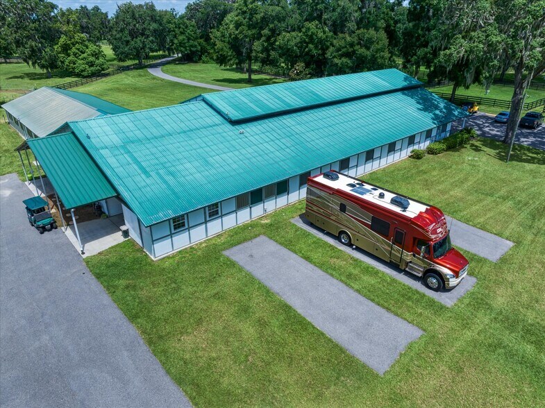 More Photos Of 7650 N Whippoorwill Ter, Hernando Horse Stables For Sale