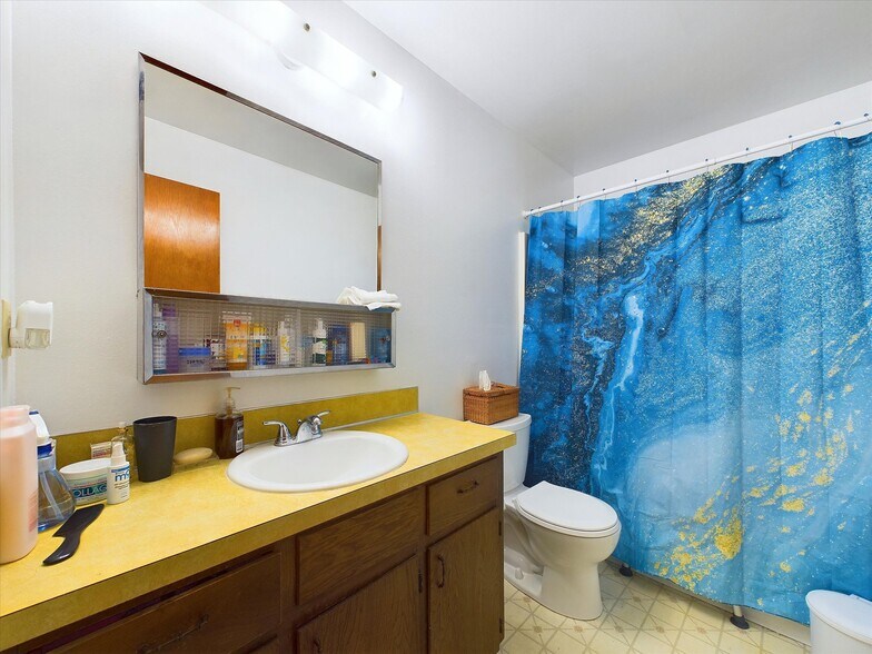 More Photos Of 3002-3016 Smith Ln, Fortuna Apartments For Sale