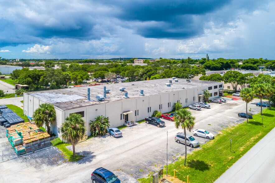 More Photos Of 1498 NW 3rd St, Deerfield Beach Manufacturing For Sale