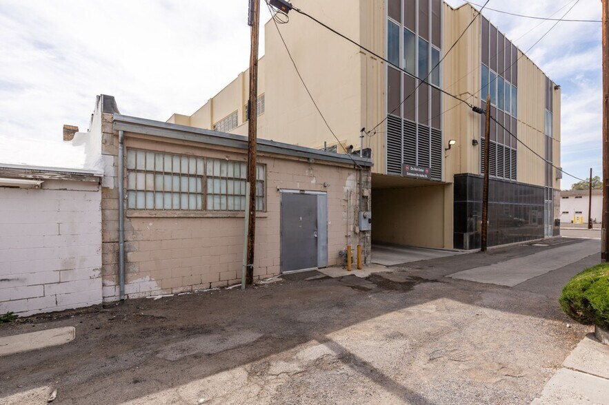 More Photos Of 415 Idaho St, Elko Storefront For Sale