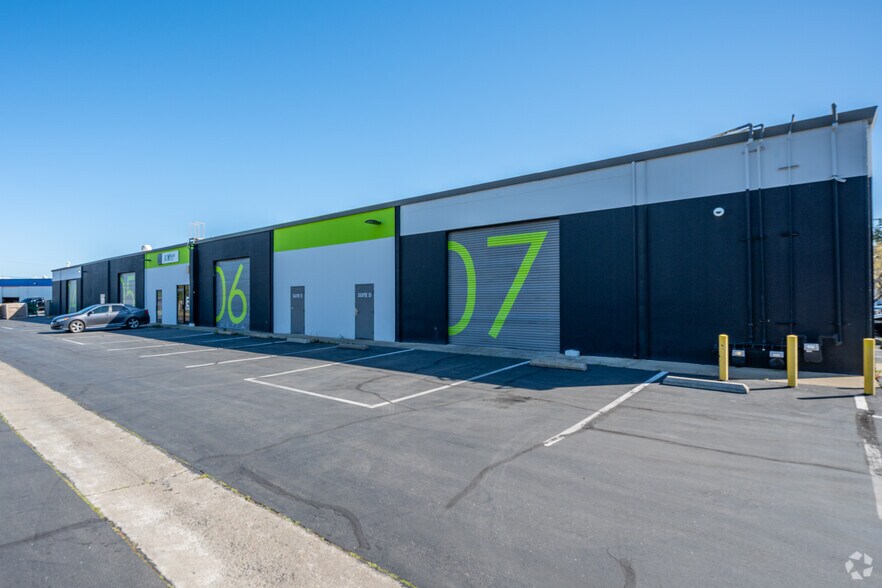 More Photos Of 9881-9969 Horn Rd, Sacramento Unknown For Lease