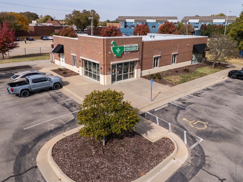 Primary Photo Of 401-407 N Waco St, Wichita Office For Sale