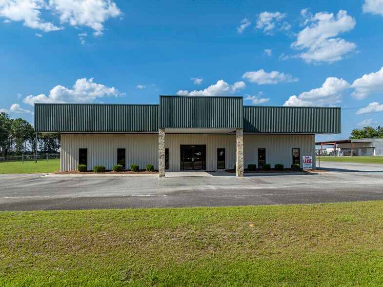 More Photos Of 2773 Marshall Dr, Tifton Warehouse For Sale