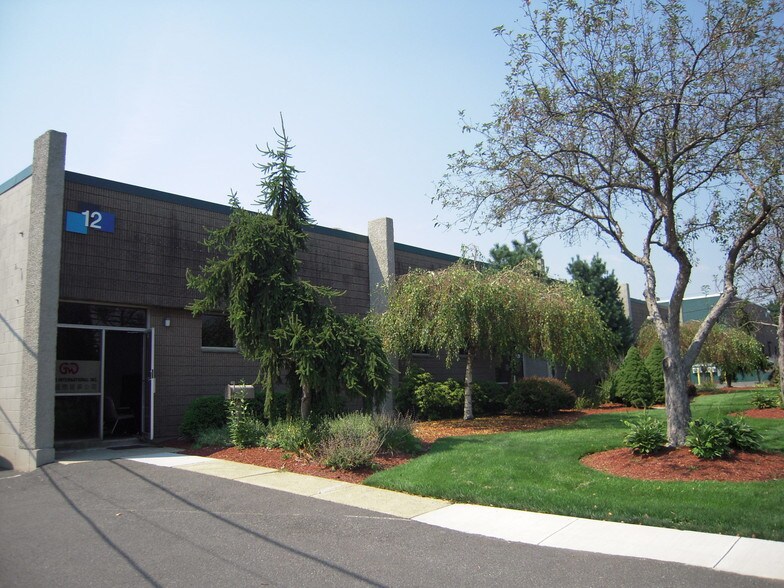 More Photos Of 12 Jules Ln, New Brunswick Warehouse For Lease