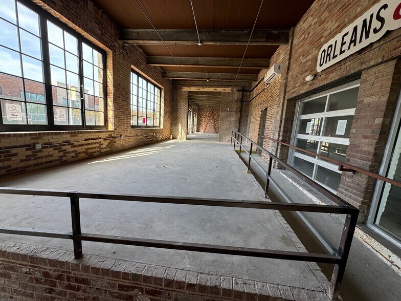 More Photos Of 509 N Carrollton Ave, New Orleans Storefront For Lease