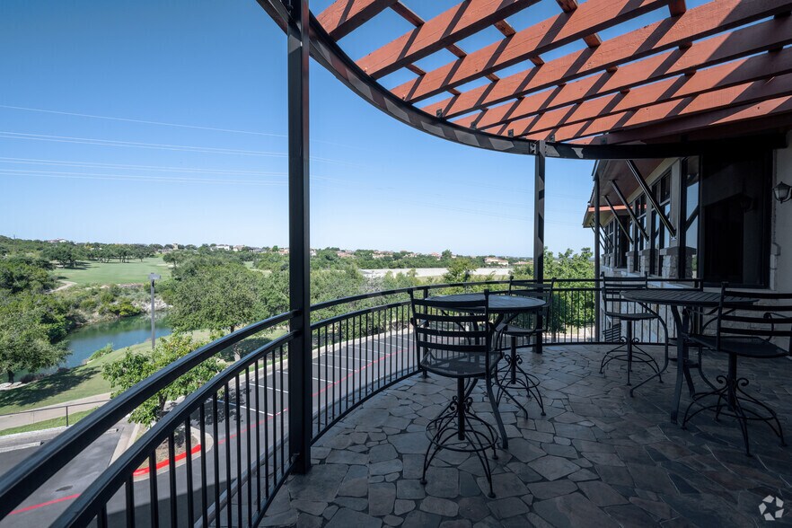 More Photos Of 2802 Flintrock Trce, Austin Coworking Space