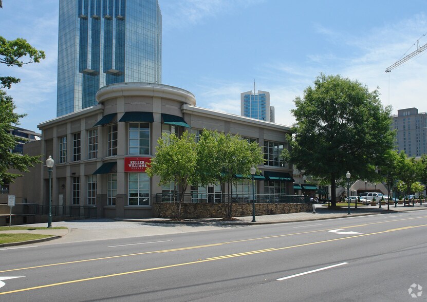 More Photos Of 3365 Piedmont Rd NE, Atlanta Unknown For Lease