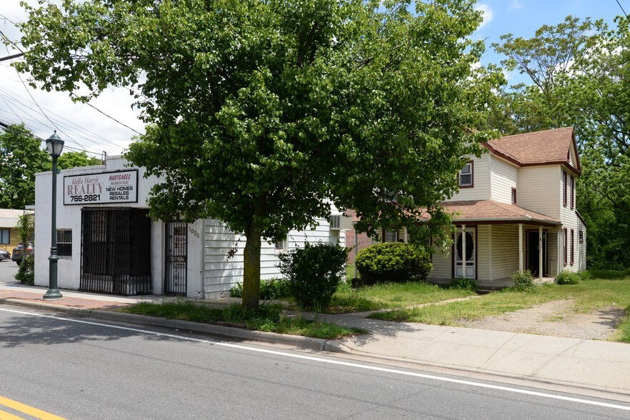 More Photos Of 1025 Woodfield Rd, West Hempstead Land For Sale