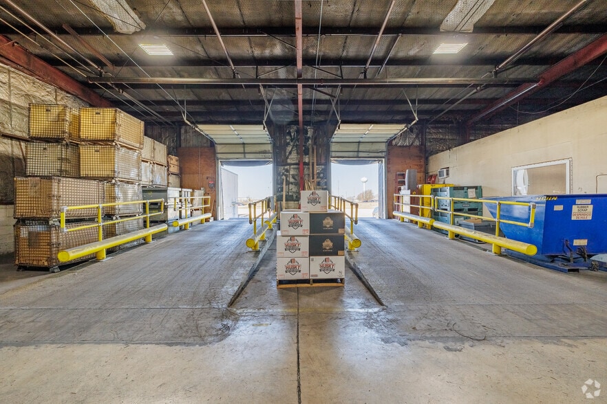 More Photos Of 630 George St, Marshfield Warehouse For Sale
