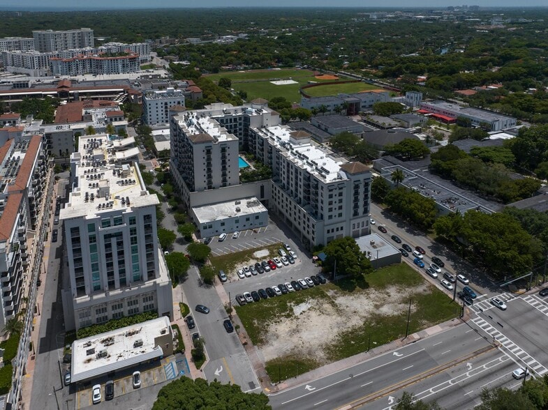 More Photos Of 301 Altara Ave, Coral Gables Apartments For Sale