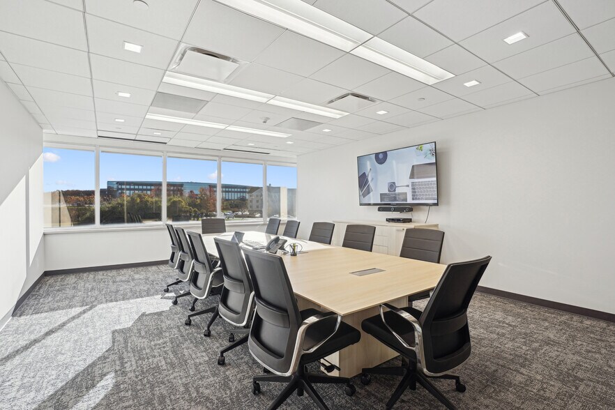 More Photos Of 48 S Service Rd, Melville Office For Lease