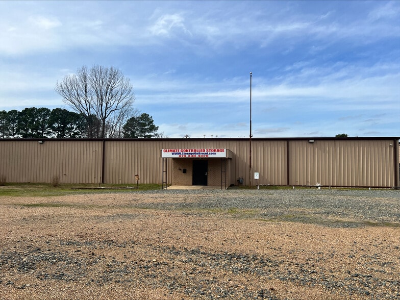 More Photos Of 3407 E Broad St, Texarkana Self Storage For Sale