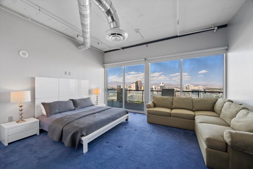 More Photos Of 900 S Las Vegas Blvd, Las Vegas Apartments For Sale