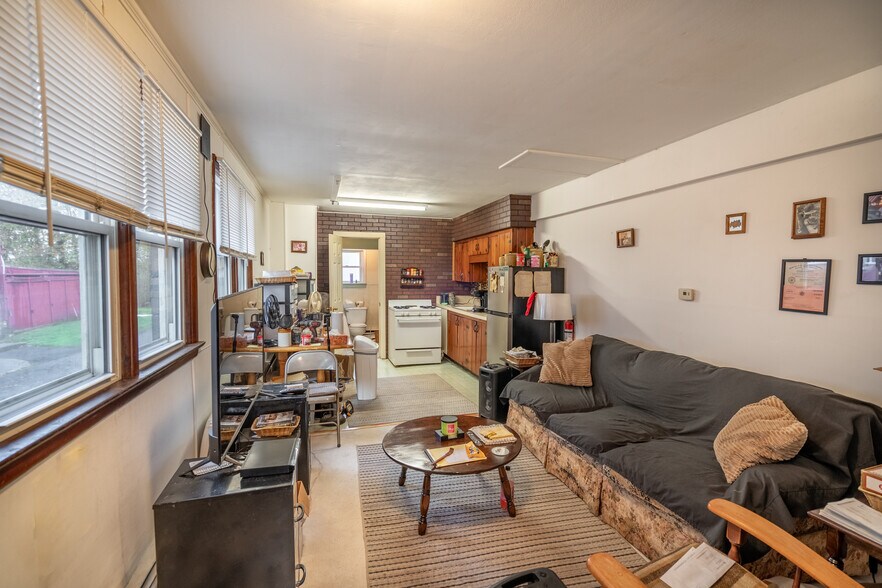 More Photos Of 447-449 NY-31, Bridgeport Apartments For Sale