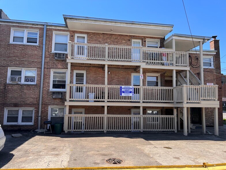 More Photos Of 1656 W 79th St, Chicago Apartments For Sale