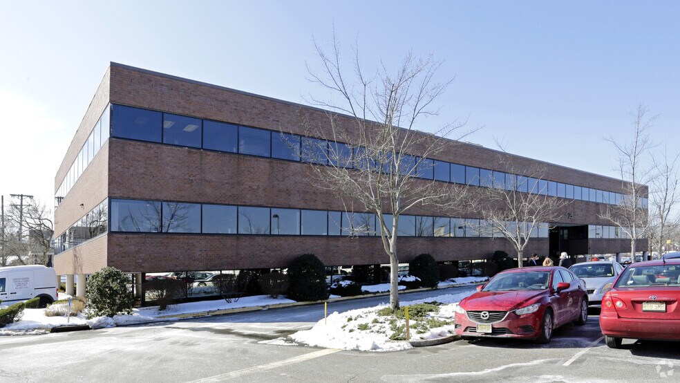 More Photos Of 25 E Spring Valley Ave, Maywood Office For Lease