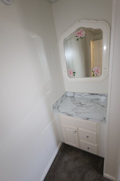 More Photos Of 101 W Main St, Syracuse Storefront Retail Residential For Sale