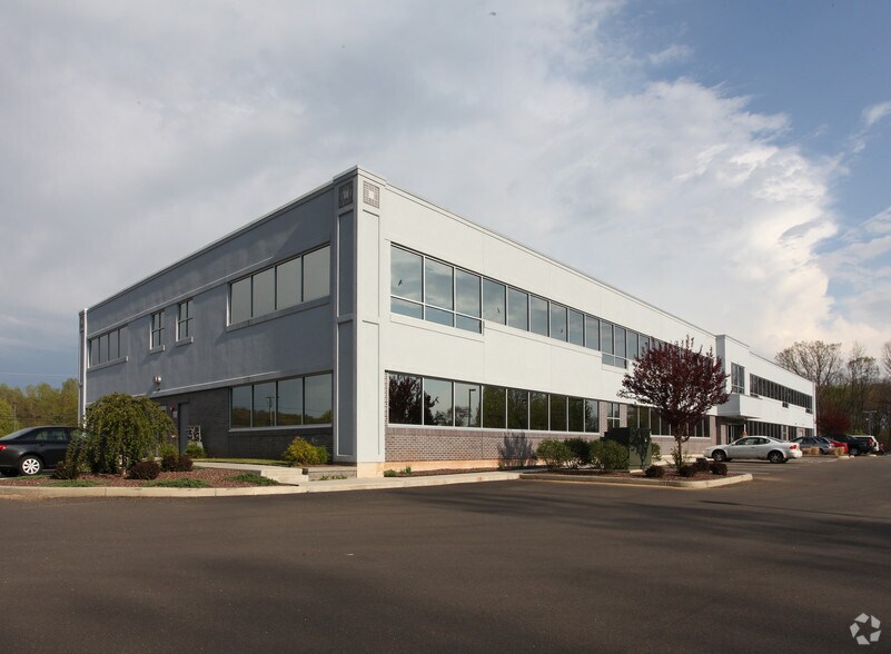 More Photos Of 55 Sebethe Dr, Cromwell Office For Lease