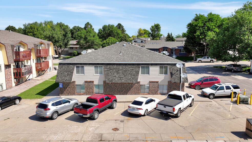 More Photos Of 340 E 14th St, Alliance Apartments For Sale
