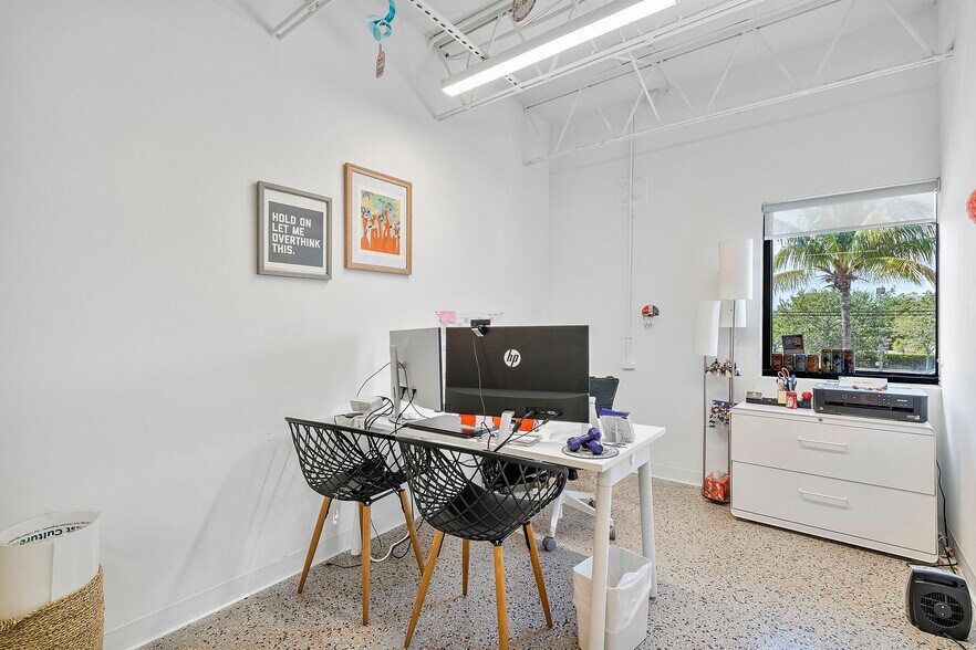 More Photos Of 900 NW 6th St, Fort Lauderdale Loft Creative Space For Lease