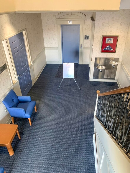 More Photos Of 4925 Main St, Buffalo Office For Lease