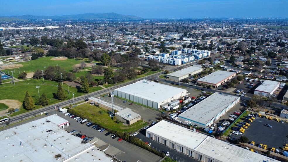 More Photos Of 1801 Woolner Ave, Fairfield Warehouse For Sale