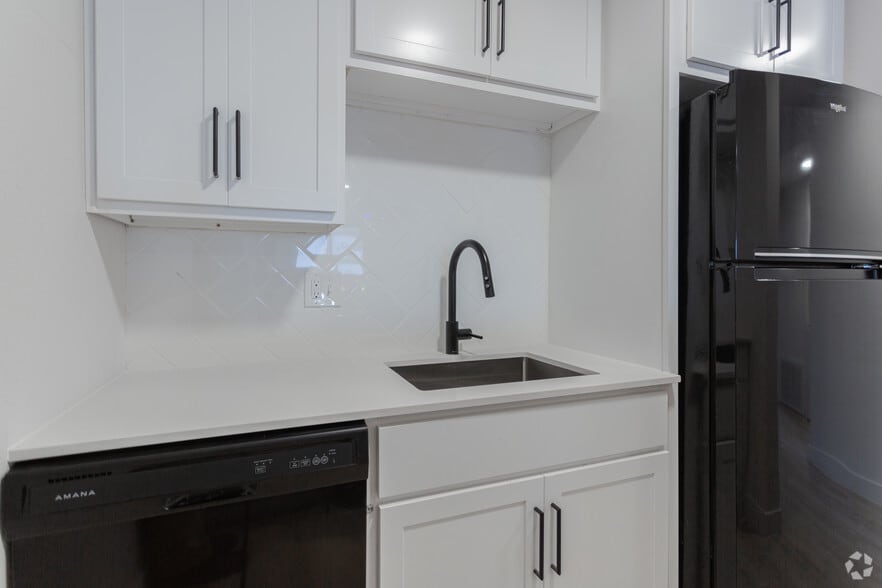 More Photos Of 107 N B St, Salt Lake City Apartments For Sale