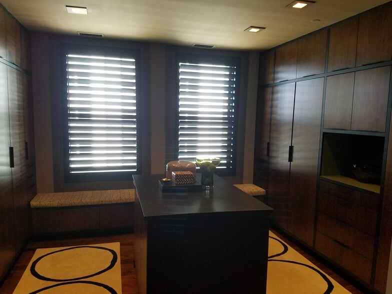More Photos Of 300 E Main St, Durham Office Residential For Lease