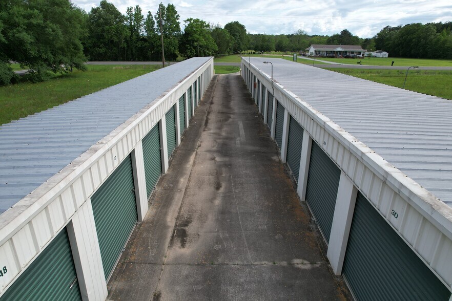 More Photos Of 1811 Basile Eunice Hwy, Basile Self Storage For Sale