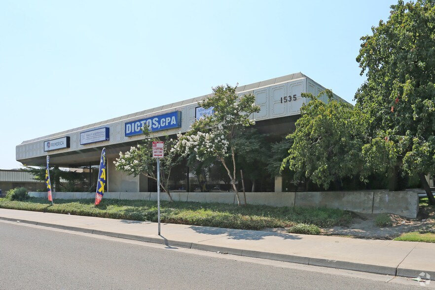 More Photos Of 1535 E Shaw Ave, Fresno Office For Sale