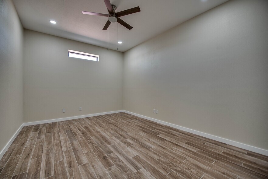 More Photos Of 1808 N FM 1788, Midland Warehouse For Lease